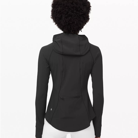 Lululemon - Picture 2 of 9